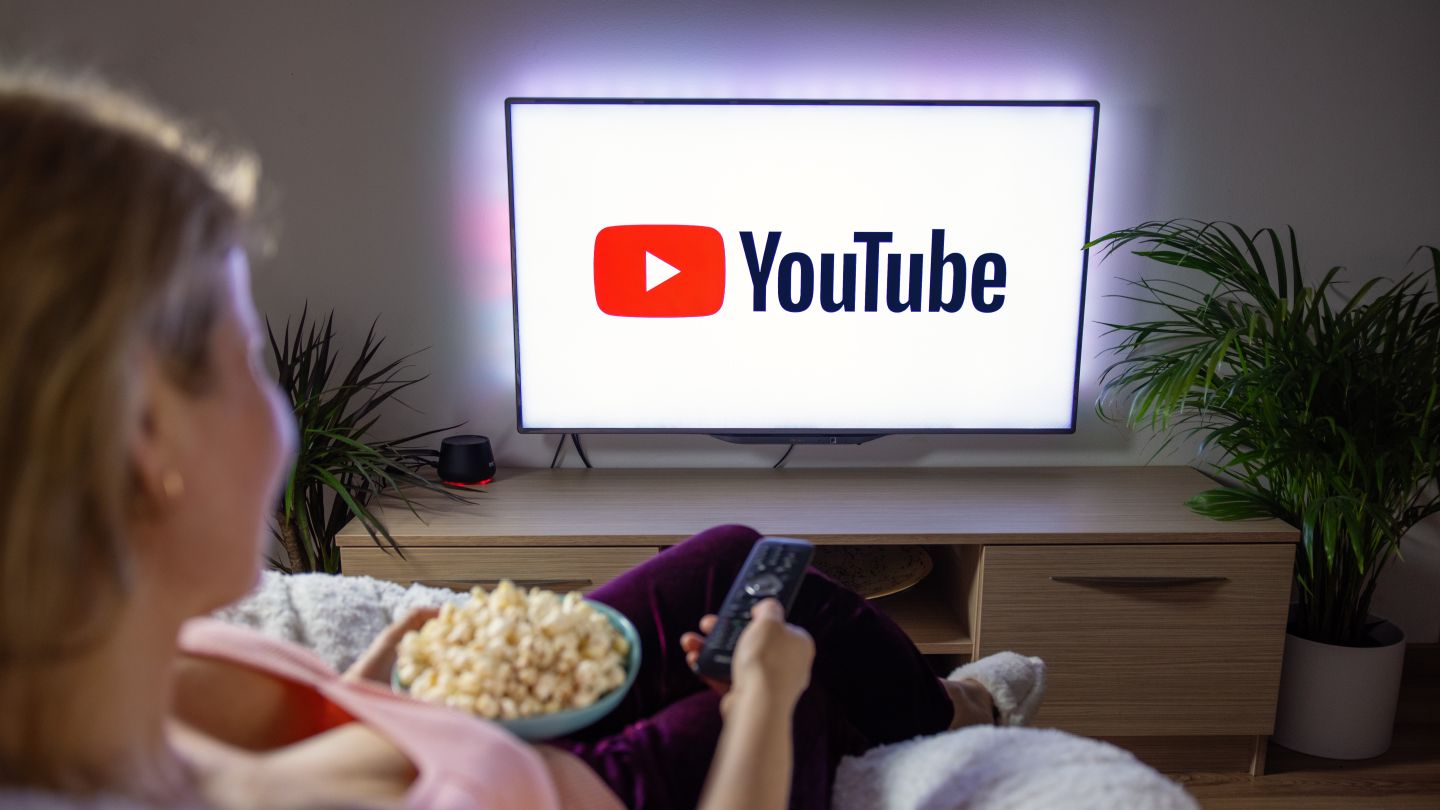 Thousands of hours of France TV programming will be made available on YouTube each year, accessible shortly after broadcast